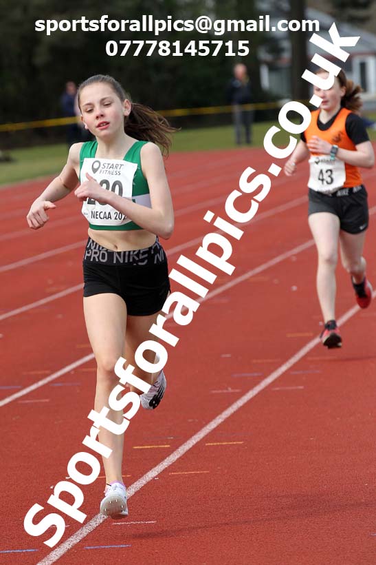 800 metres, 2021 NECAA Open Graded Meeting, Morpeth. Photo: David T. Hewitson/Sports for All Pics